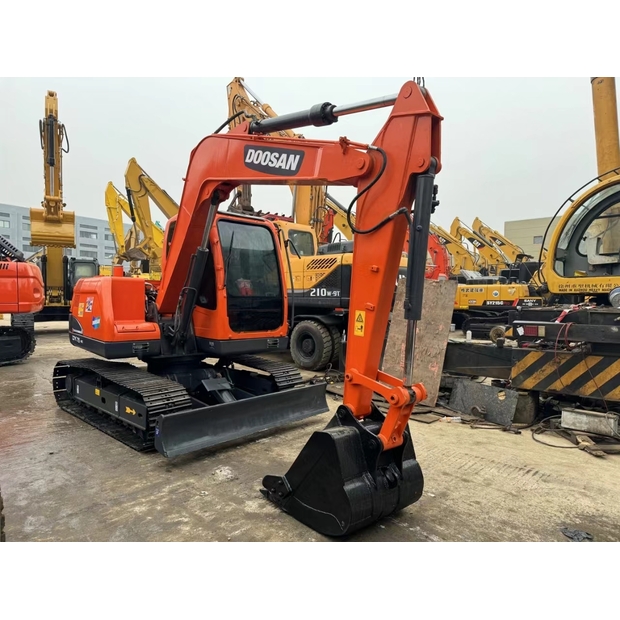 2024 Doosan DX75-43961741