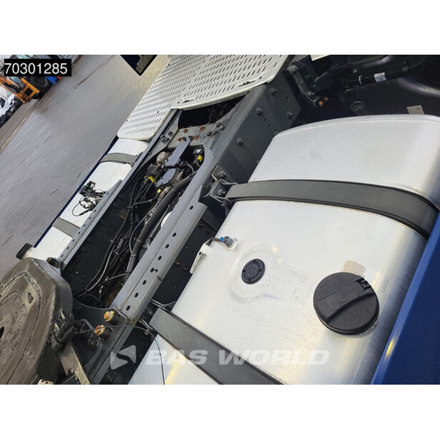 2021 داف XF 480-43963272