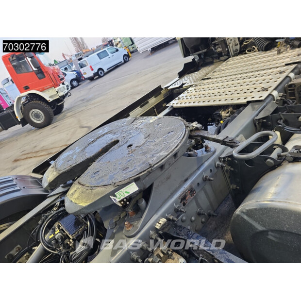 2017 فولفو FM 370-43963529