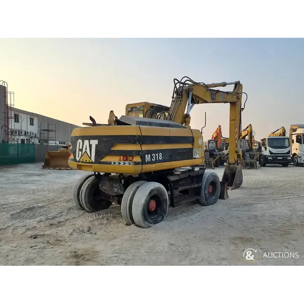 2002 كاتربيلر M318-43964752