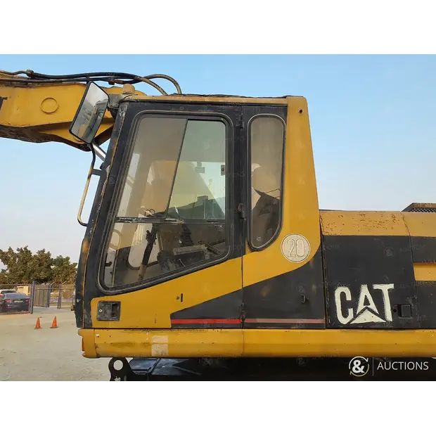 2002 كاتربيلر M318-43964768