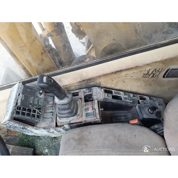 2002 كاتربيلر M318-43964773