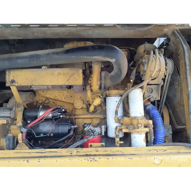 2002 كاتربيلر M318-43964777