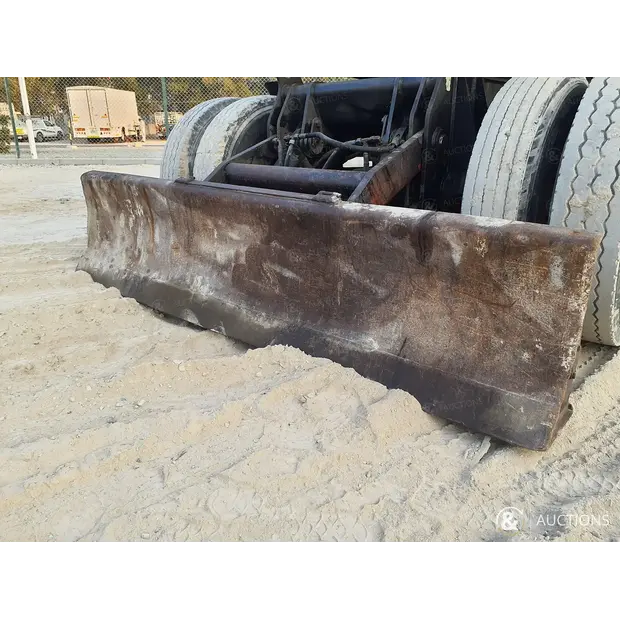 2002 كاتربيلر M318-43964797