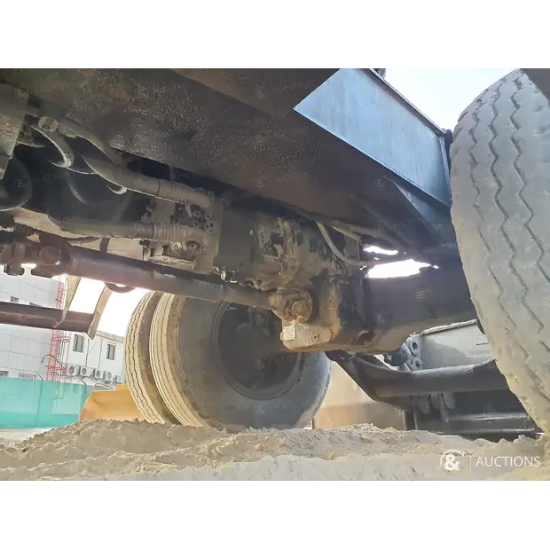 2002 كاتربيلر M318-43964801