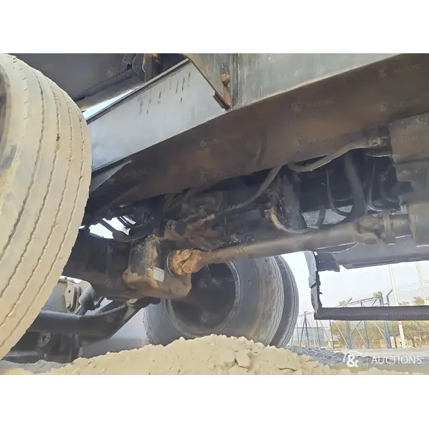 2002 كاتربيلر M318-43964806