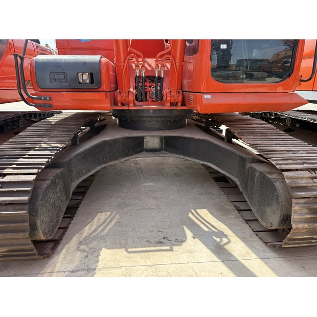 2024 Doosan DX225LC-9C-43964839