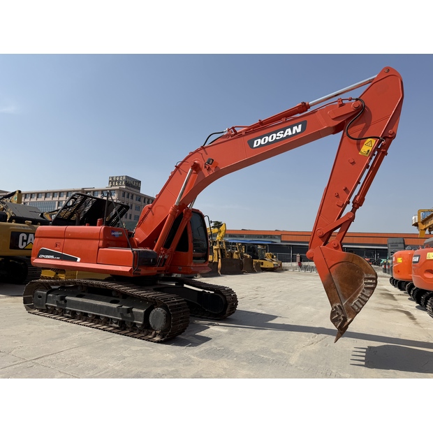 2024 Doosan DX225LC-9C-43964845