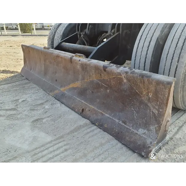 2004 Caterpillar M318-43965215