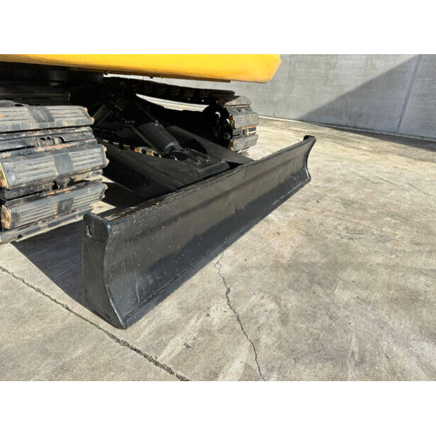 2017 Caterpillar 305.5E2-43965565