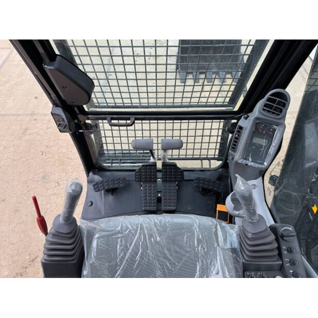 2025 هيتاشى ZX140H-GI-43965964