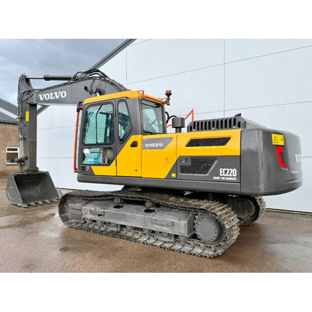 2025 فولفو EC220D-43966060