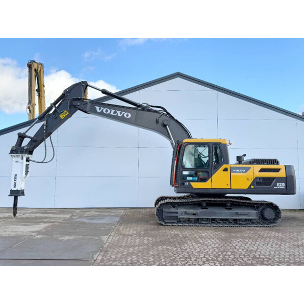 2025 فولفو EC220D-43966119