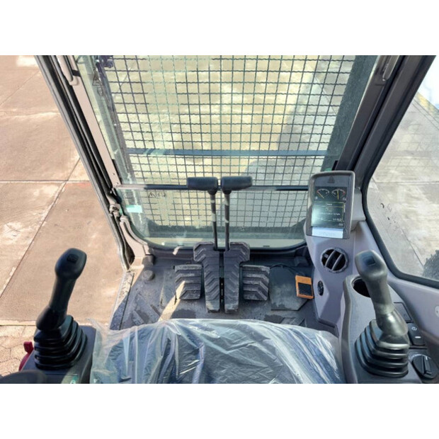 2025 فولفو EC220D-43966126