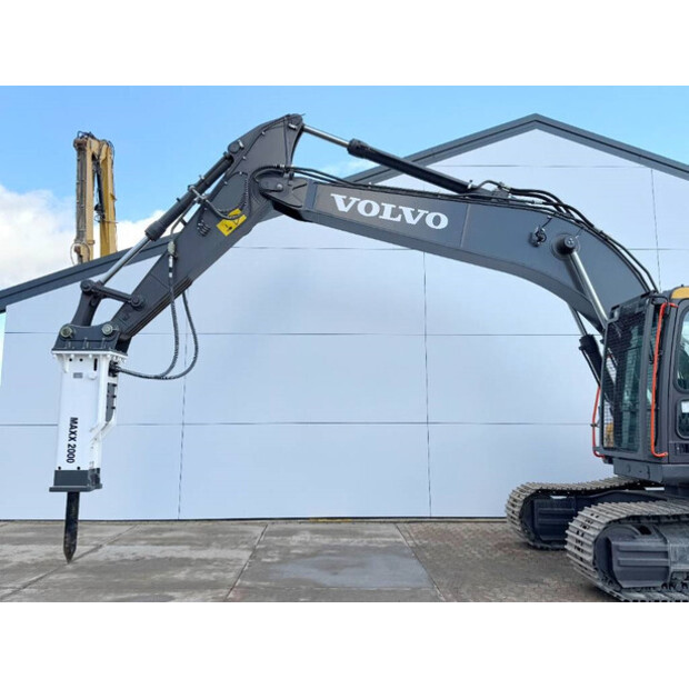 2025 فولفو EC220D-43966127