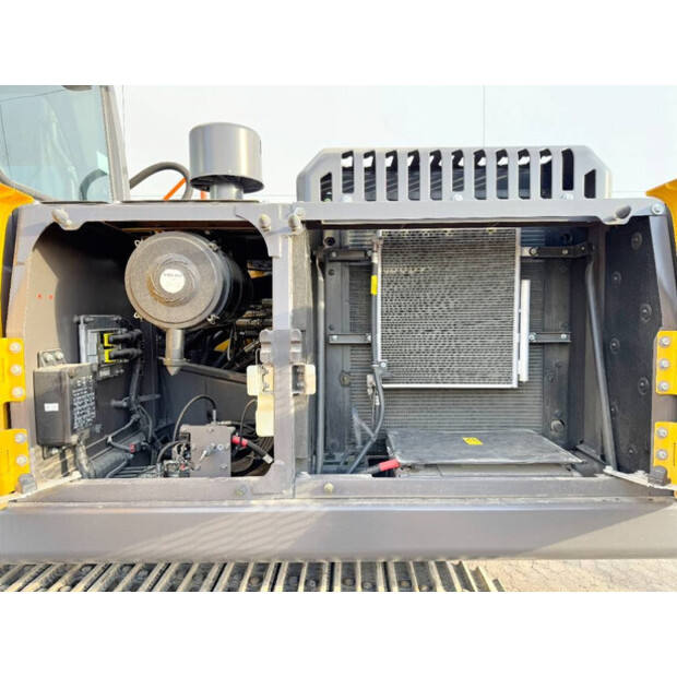 2025 فولفو EC220D-43966135