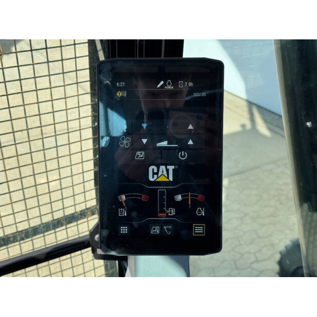 2024 Caterpillar 323D3-43966168