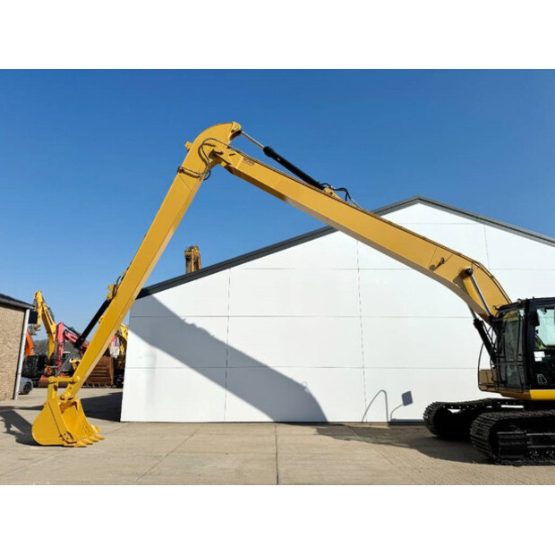 2024 Caterpillar 323D3-43966182