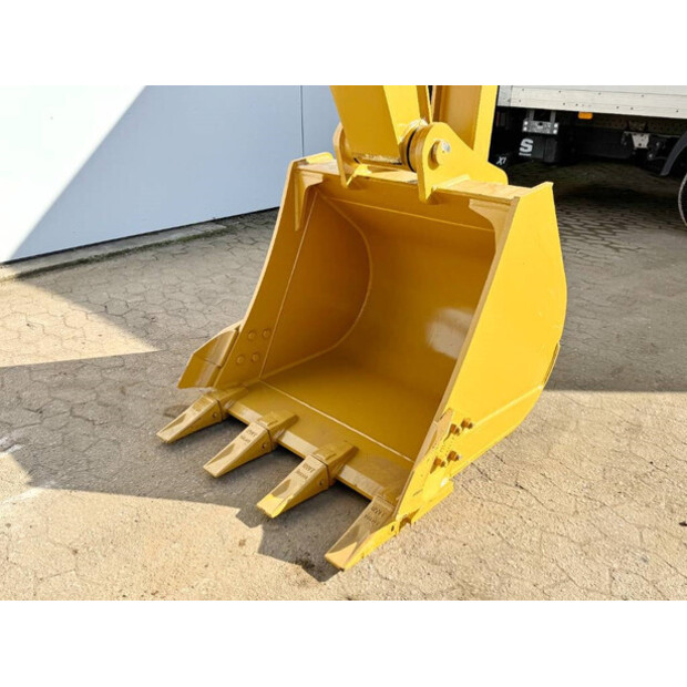 2024 Caterpillar 323D3-43966184