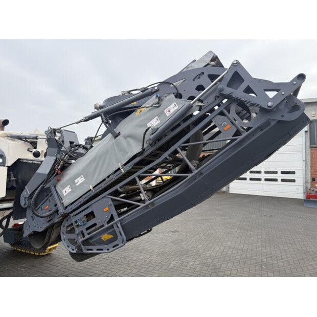 2017 Wirtgen W100CFI-43966831