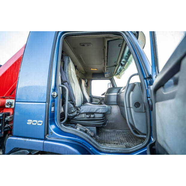 2005 Volvo FM300-43967098