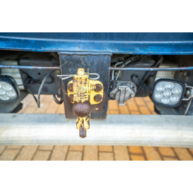 2005 Volvo FM300-43967103