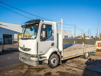 Image for TRUCKS 2009 Renault MIDLUM 220