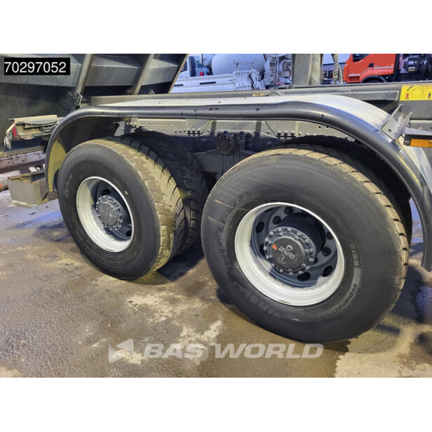 2016 داف CF 370-43967558