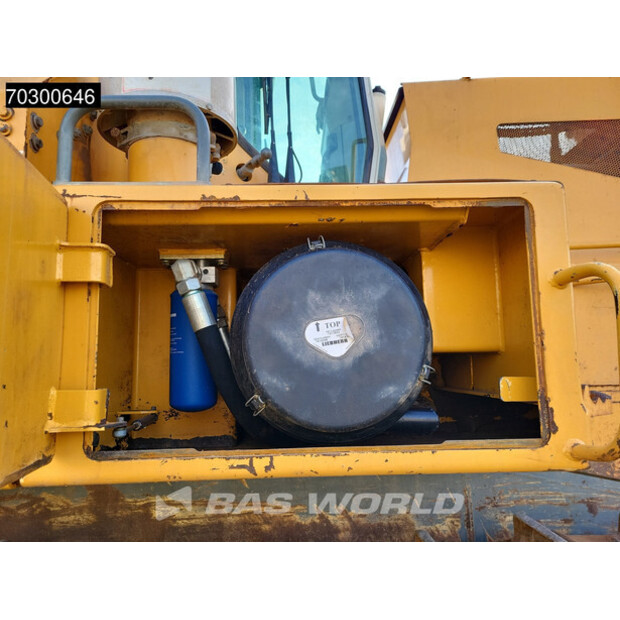 2010 Liebherr PR 764-43967595