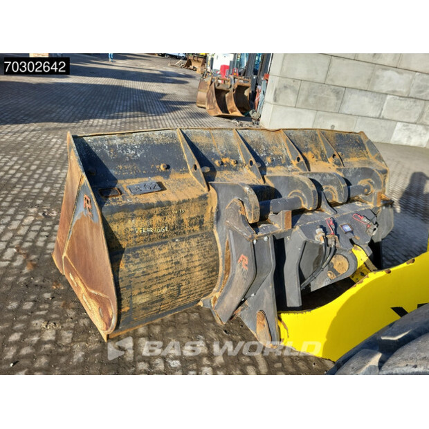 2018 Hyundai HL980XT-43967715