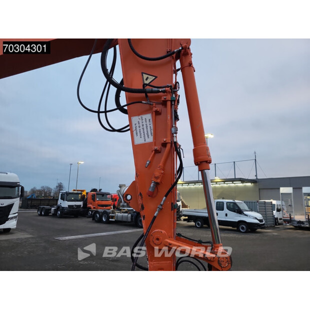 2013 Hitachi ZX140W-5-43968057