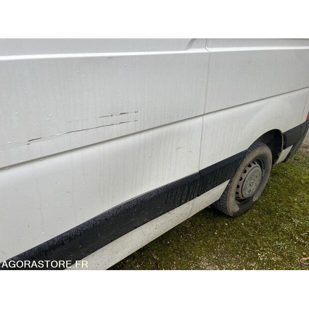 2011 Renault Master-43981287