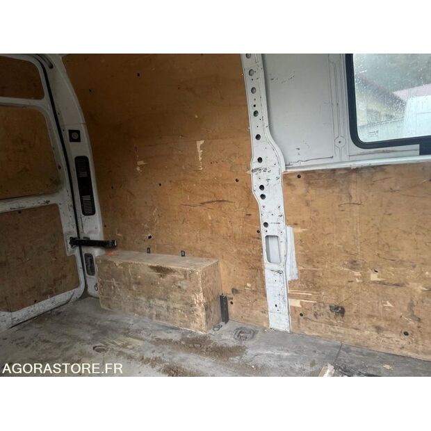 2011 Renault Master-43981299