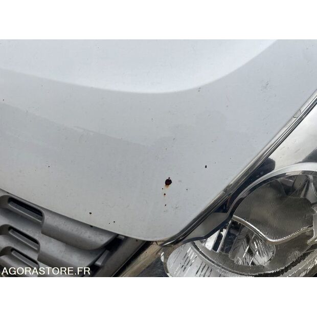 2011 Renault Master-43981300