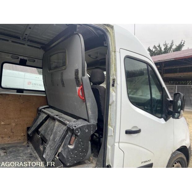 2011 Renault Master-43981304