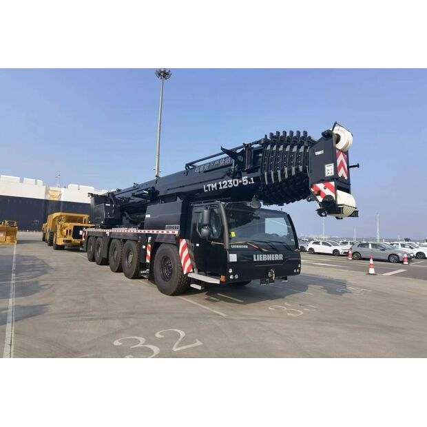 2022 Liebherr LTM 1230-5.1-43981363