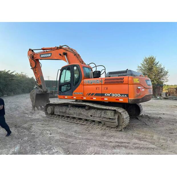 2020 Doosan DX300LCA-43981385
