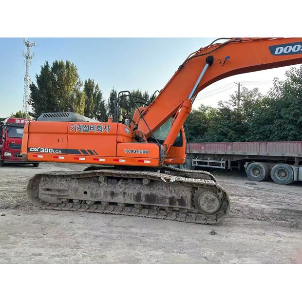 2020 Doosan DX300LCA-43981387