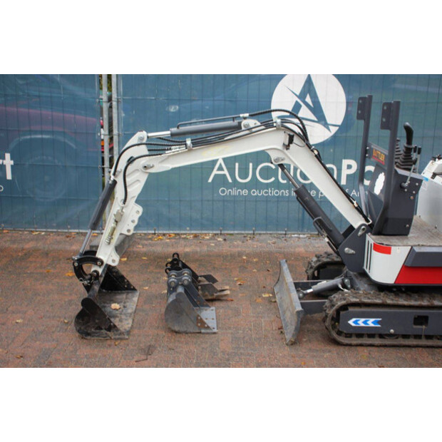 2024 BT ET12M-6-43981849