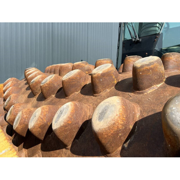 2011 Caterpillar CP76-43982473