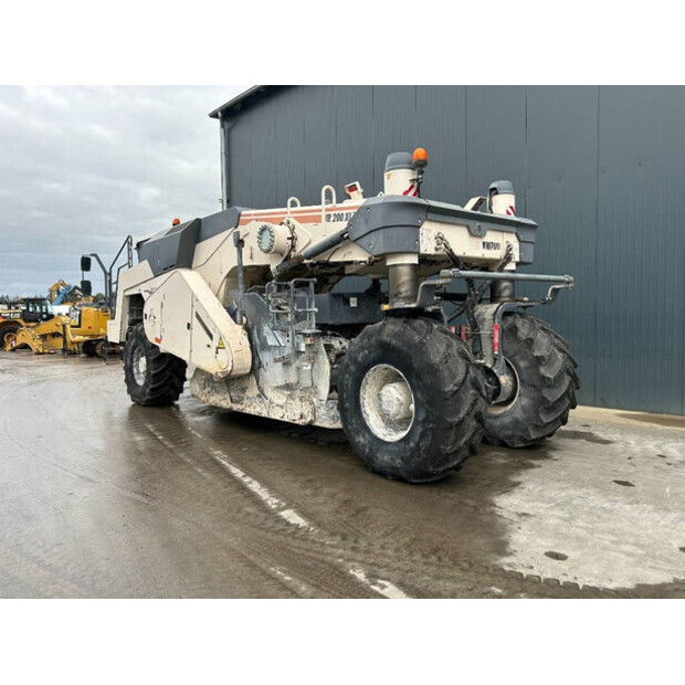 2016 فيرتجين WR200XLi-43982503