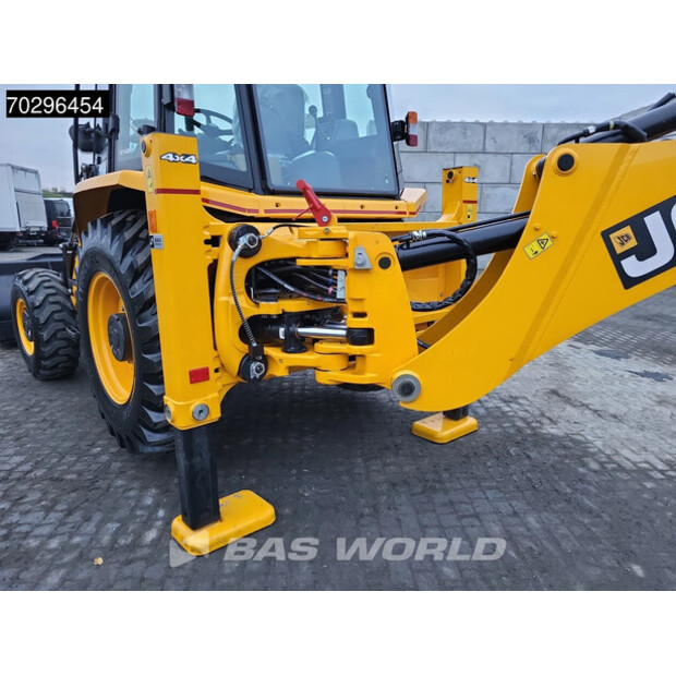 2025 جيه سي بي 3DX Plus-43982871