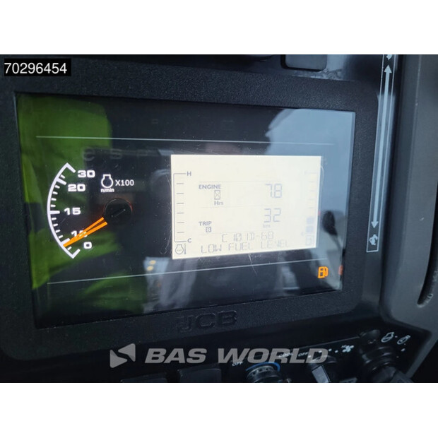 2025 جيه سي بي 3DX Plus-43982904