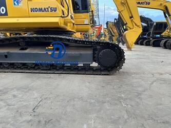 2024-komatsu-pc220-8-1389456-43984572