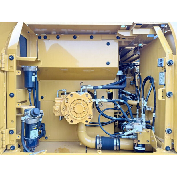 2024 كاتربيلر 320D3 GC-43985705