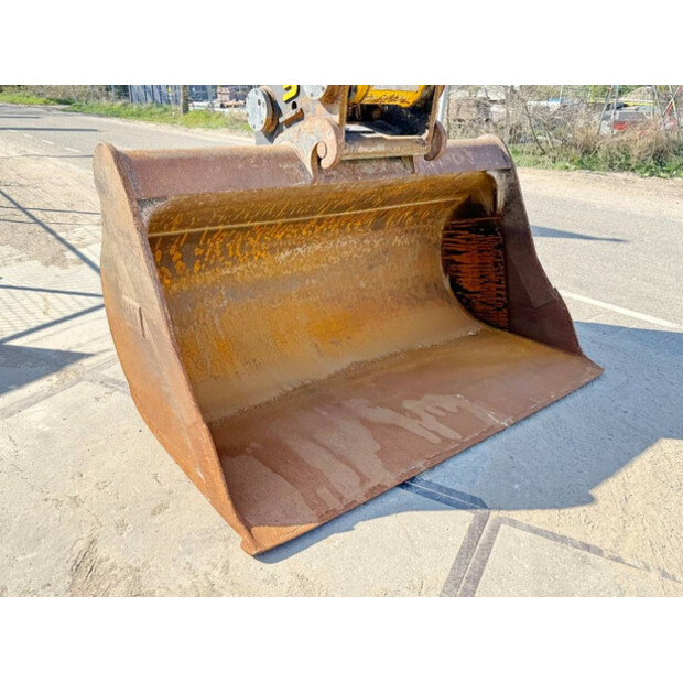 2013 Liebherr R946LC-43985798