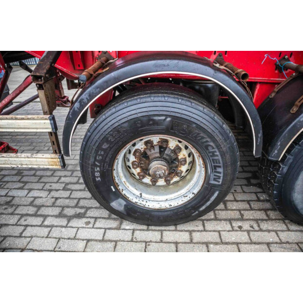 2011 Robuste-Kaiser OTHERS-43985815