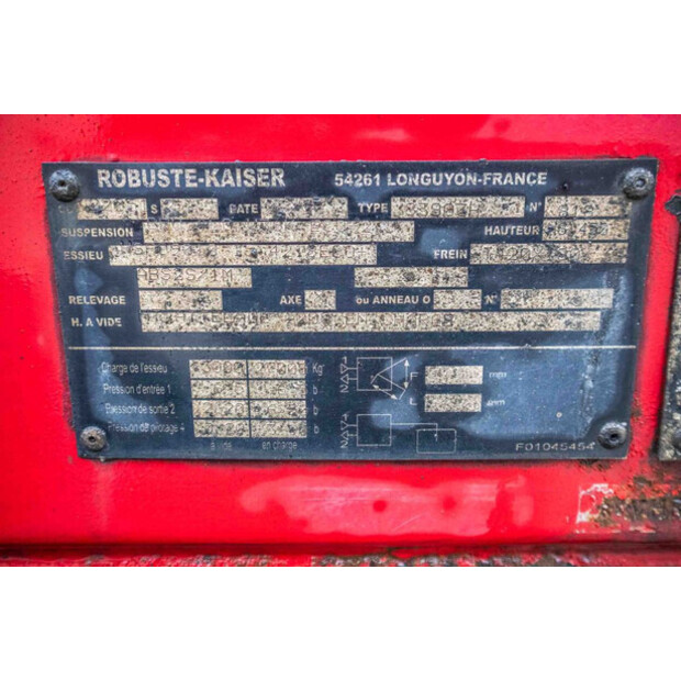 2011 Robuste-Kaiser OTHERS-43985818