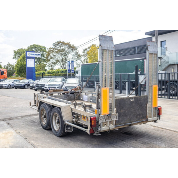 2004 تاك OTHERS-43985892