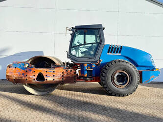 صورة ل معدات رص 2003 هام 3625HT